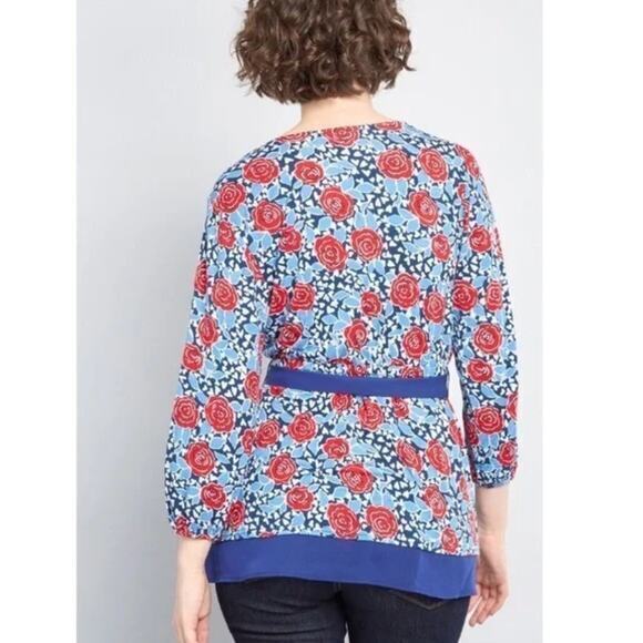 ModCloth rose print Outgoing Guidance Surplice Top, size 2X - Picture 2 of 16